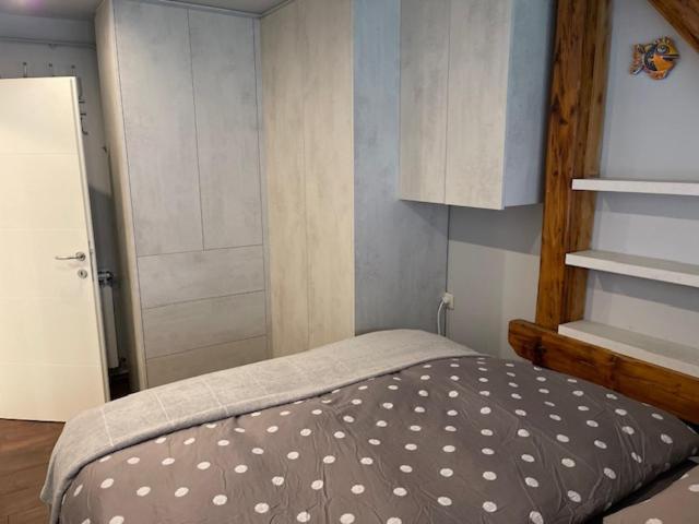Ella Apartma